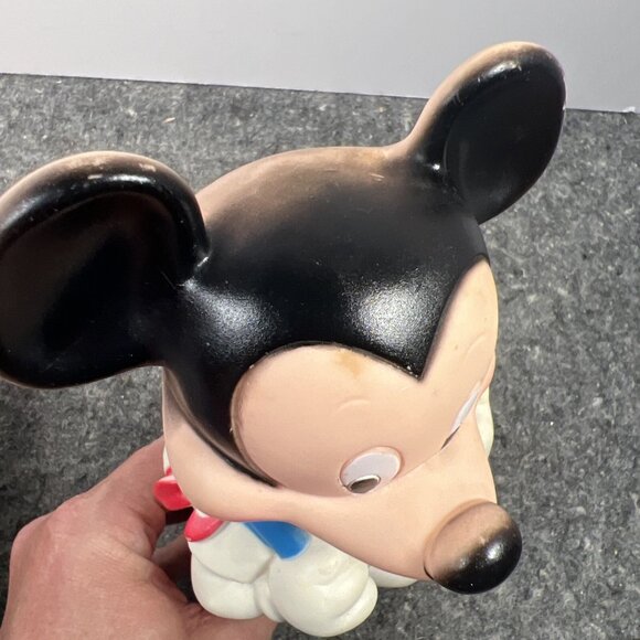 Vtg DELL WALT DISNEY HITCHHIKING HOBO MICKEY MOUSE SQUEAKY TOY - Picture 13 of 15
